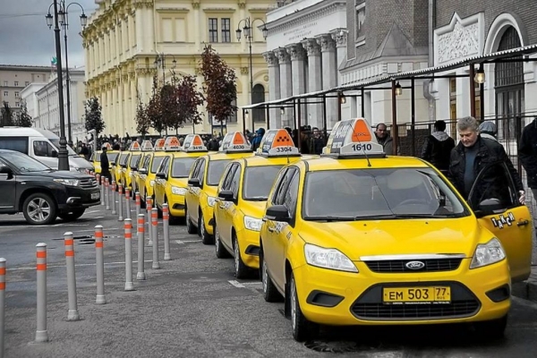 Лучшие службы такси Москвы в 2021 году