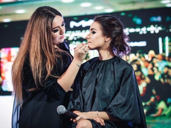 Лучшие школы и курсы макияжа в Москве в 2021 году