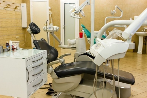 Самые высокооплачиваемые детские стоматологические поликлиники Новосибирска в 2021 году