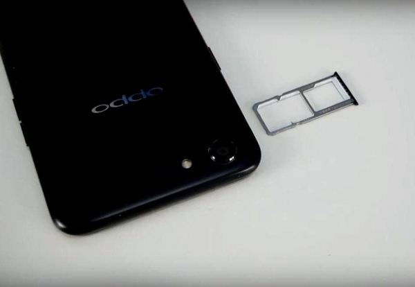 Смартфон OPPO A83 3 / 32GB: достоинства и недостатки